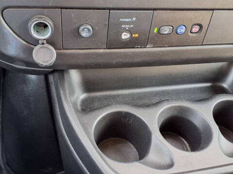 2023 Chevrolet Express LS 3500
