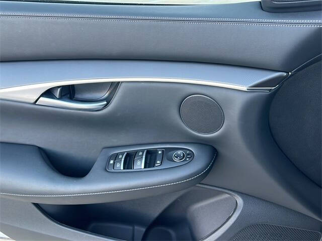 2025 Infiniti QX50 Pure