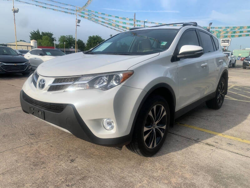 2015 Toyota RAV4 Limited's photo