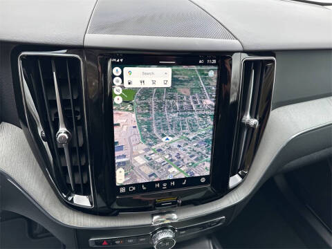 2025 Volvo XC60 B5 Plus Dark Theme