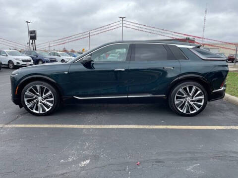 2024 Cadillac LYRIQ Luxury 3