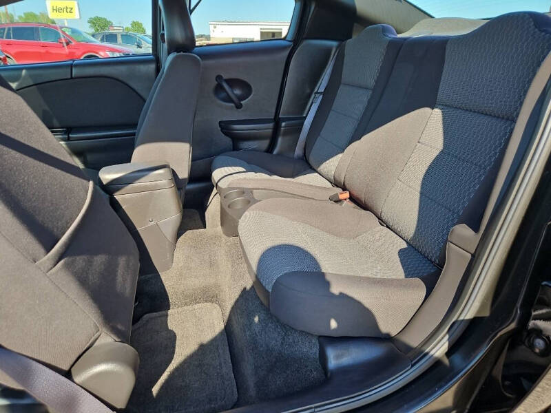 2006 Saturn Ion 2