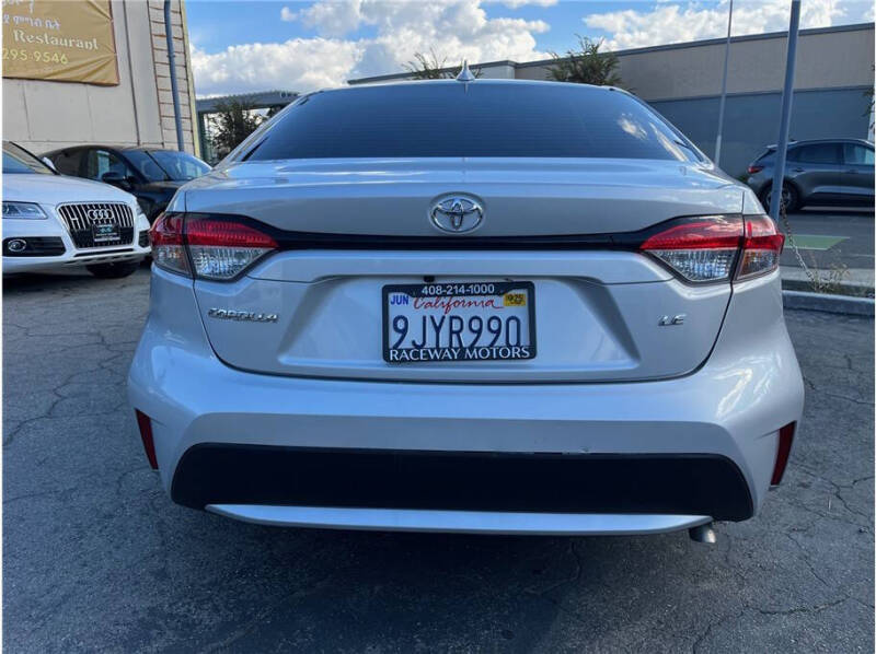 2022 Toyota Corolla LE