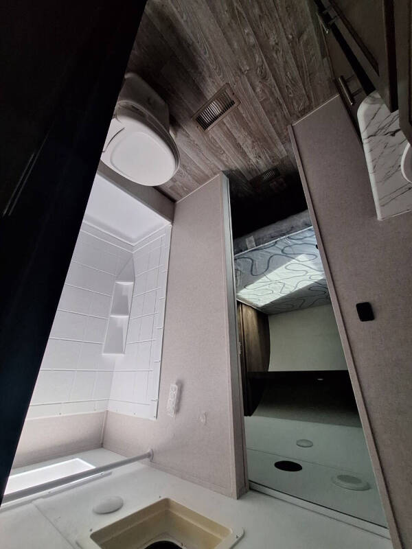 2021 Forest River Viking 262bhs