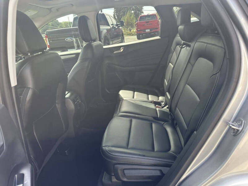 2022 Ford Escape SEL