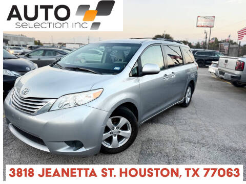 2015 Toyota Sienna LE 8-Passenger