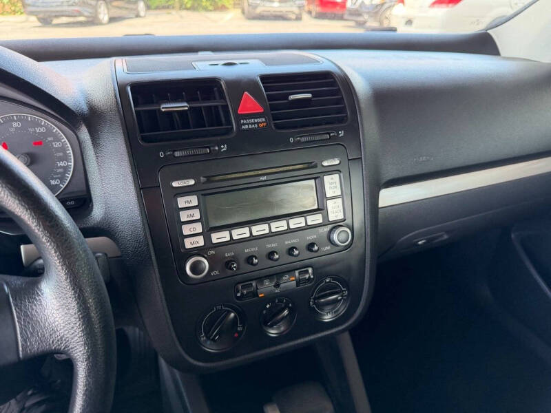 2008 Volkswagen Rabbit S