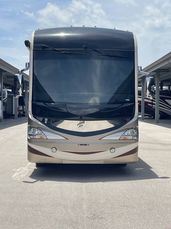2013 Freightliner XCM Chassis
