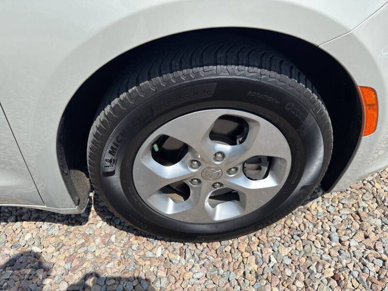2017 Chrysler Pacifica Touring-L Plus