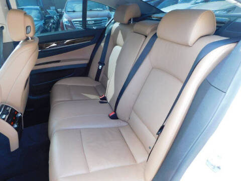 2015 BMW 7 Series 740i