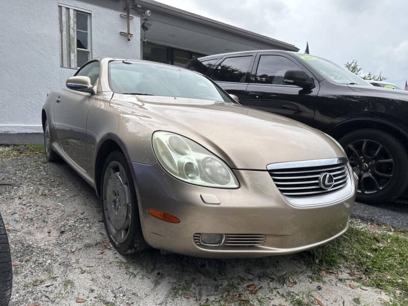 2004 Lexus SC 430's photo
