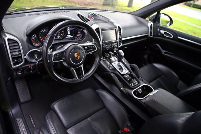 2016 Porsche Cayenne