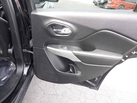 2018 Jeep Cherokee Latitude Plus