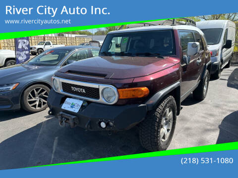 2007 Toyota FJ Cruiser for sale at River City Auto Inc. in Fergus Falls MN