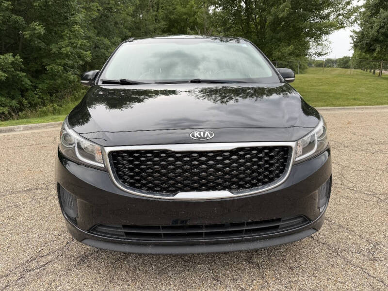 2016 Kia Sedona L