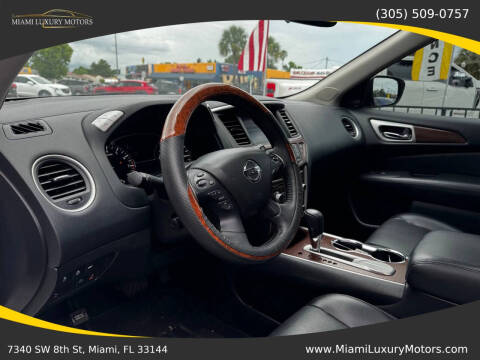 2020 Nissan Pathfinder SL