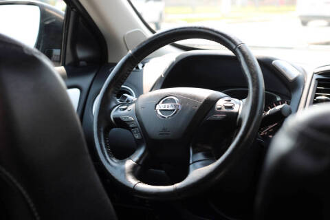 2020 Nissan Pathfinder Platinum
