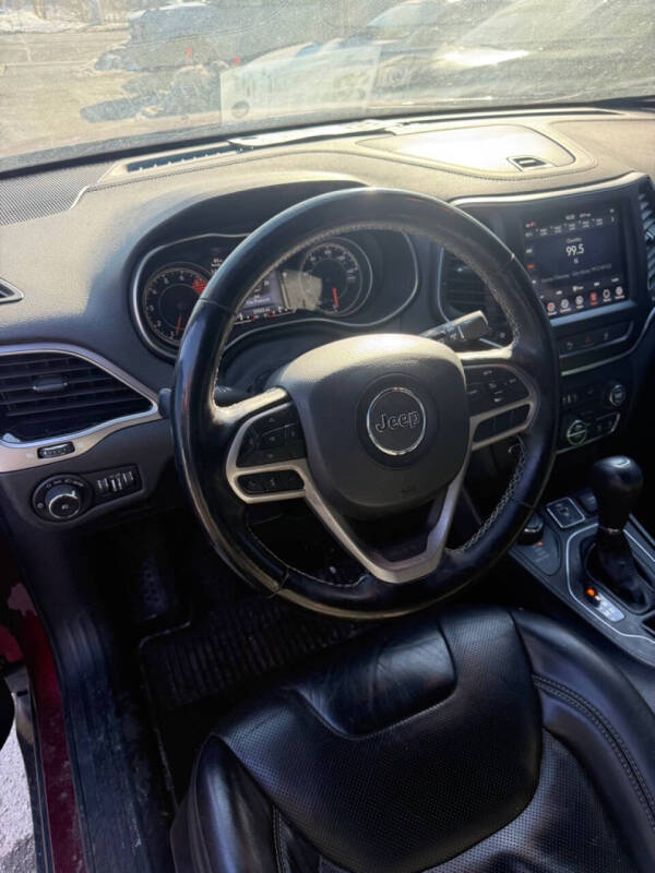 2021 Jeep Cherokee Latitude Lux