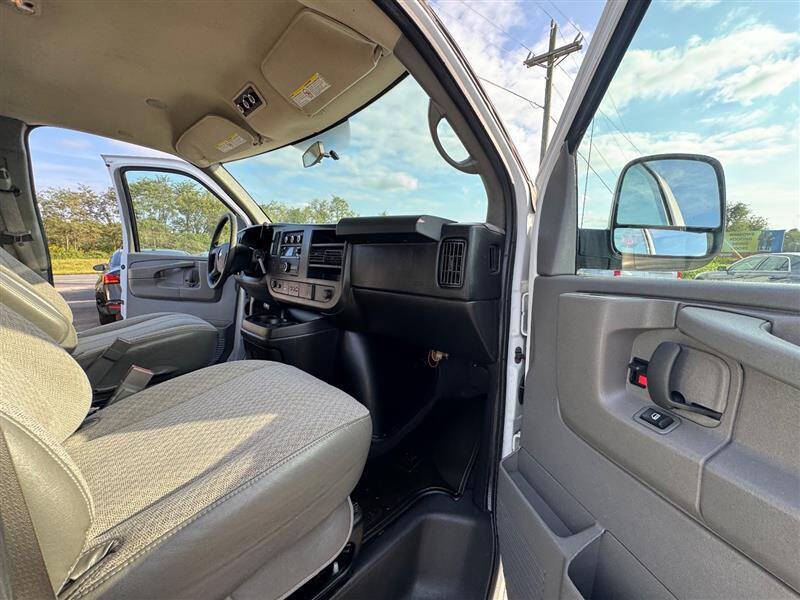 2015 Chevrolet Express LT 3500