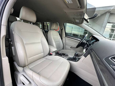 2017 Volkswagen Golf Alltrack