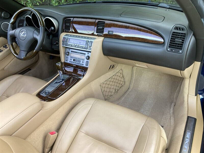 2006 Lexus SC 430