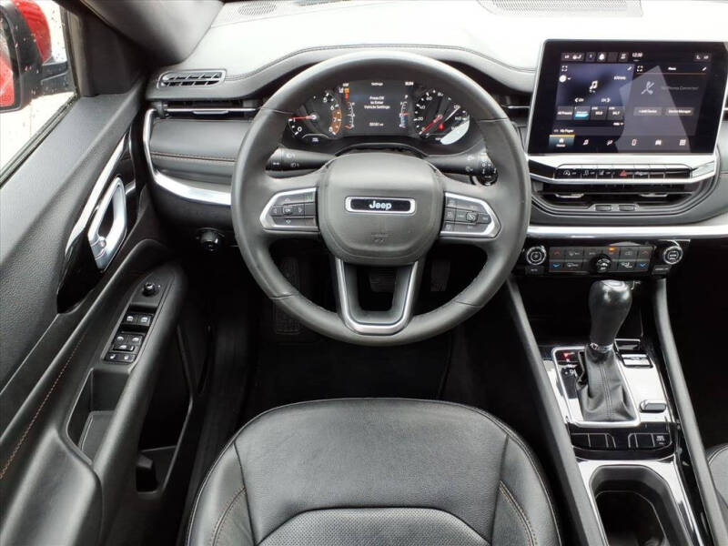 2023 Jeep Compass (Red) Edition