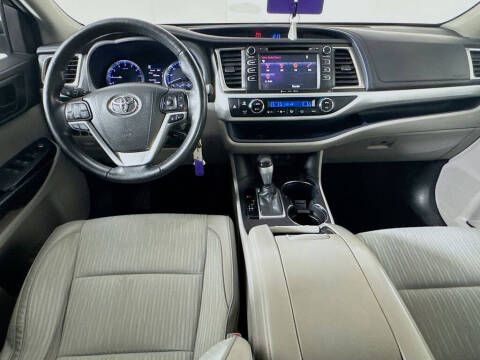 2018 Toyota Highlander LE Plus