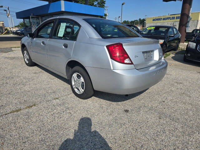 2004 Saturn Ion for sale at QUEENSGATE AUTO SALES in York, PA