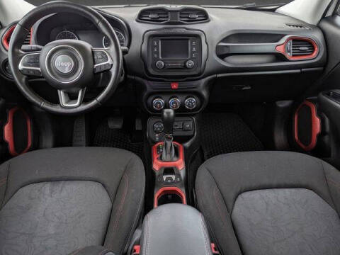 2017 Jeep Renegade Trailhawk