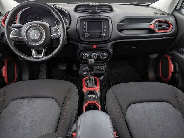 2017 Jeep Renegade Trailhawk