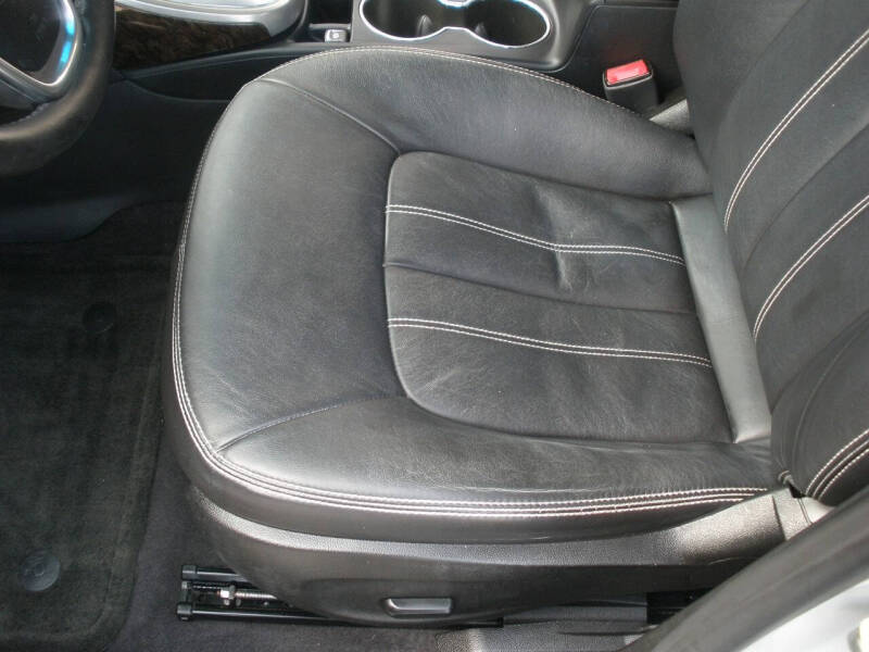 2012 Buick Verano Leather Group