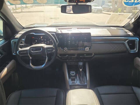 2025 GMC Canyon Denali