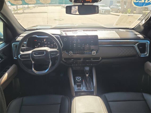 2025 GMC Canyon Denali