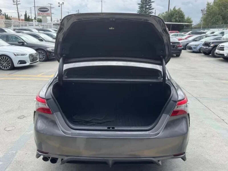 2019 Toyota Camry Hybrid