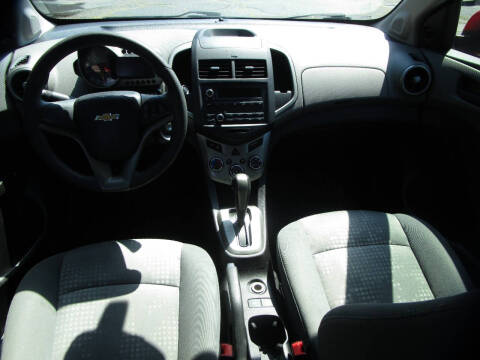 2015 Chevrolet Sonic LS Auto