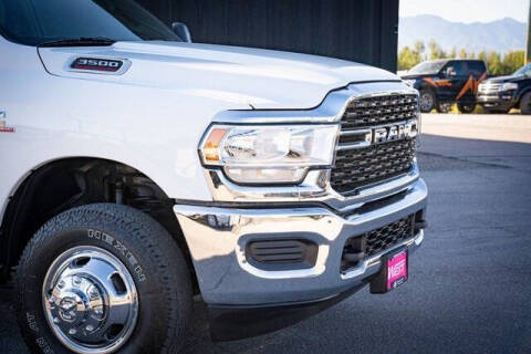 2024 RAM 3500 SLT
