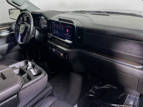 2024 GMC Sierra 1500 Elevation Standard