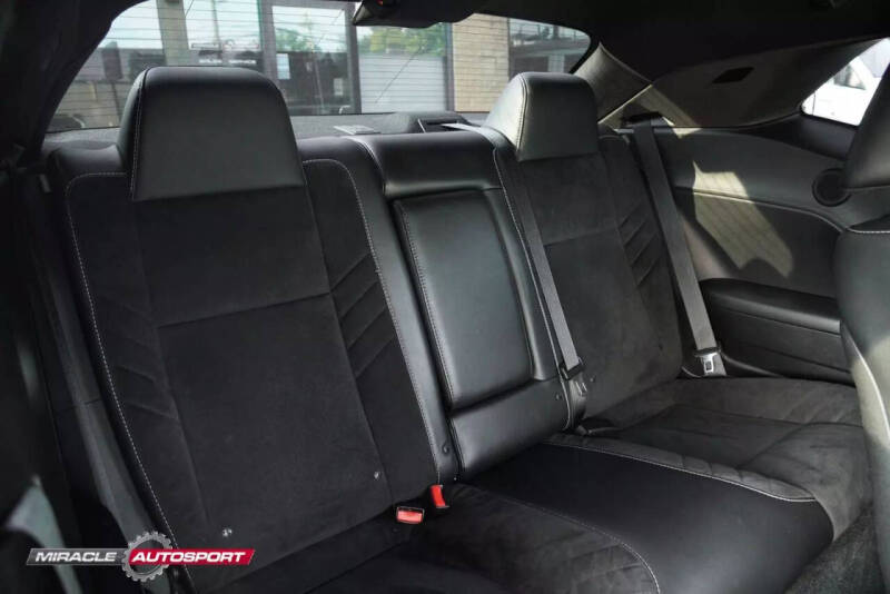 2015 Dodge Challenger SRT Hellcat