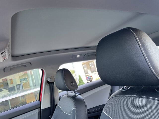 2024 Volkswagen Taos SE 4Motion