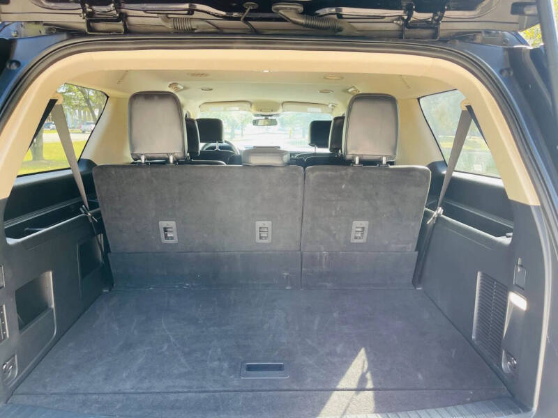 2024 Ford Expedition MAX XLT