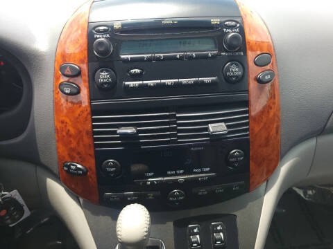 2008 Toyota Sienna XLE