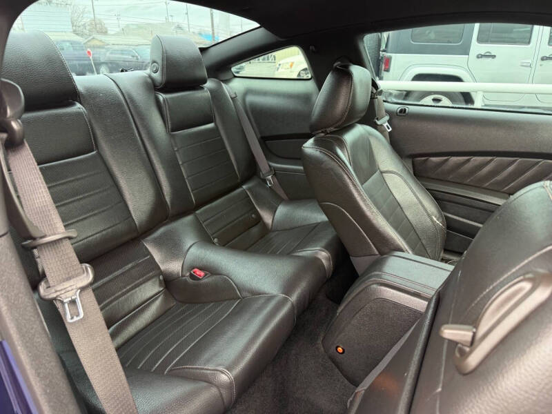 2011 Ford Mustang V6 Premium