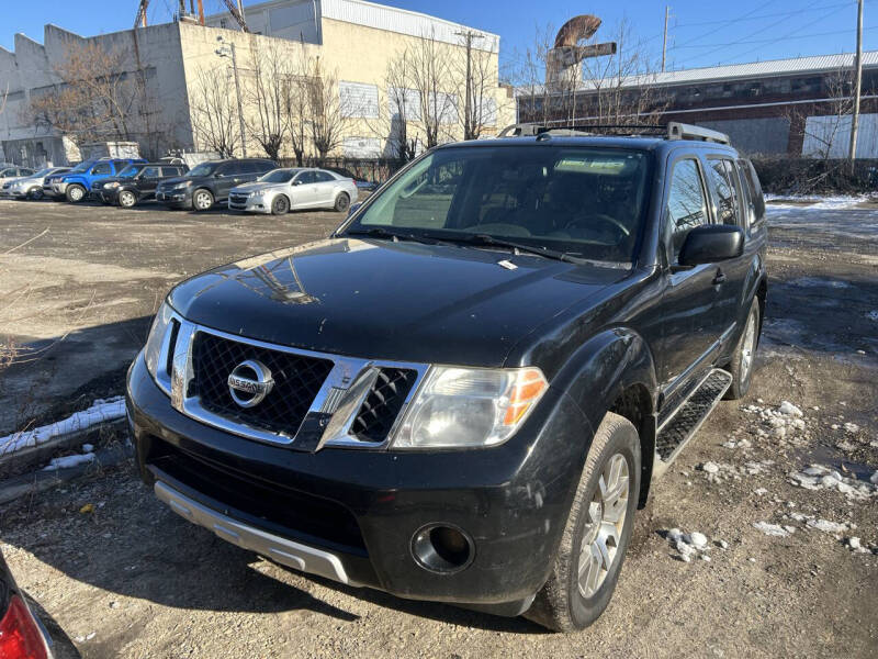 2012 Nissan Pathfinder LE