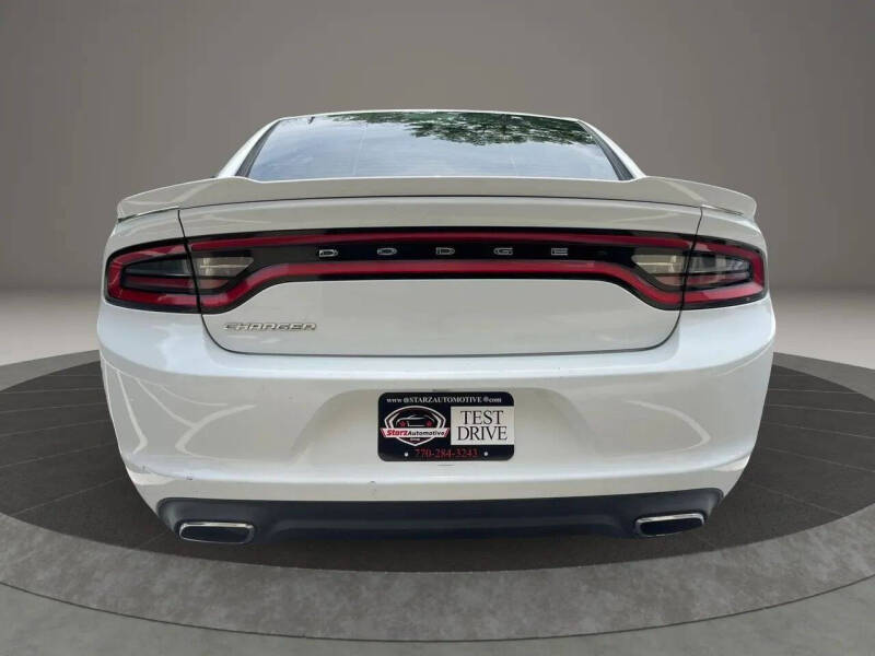 2017 Dodge Charger SE