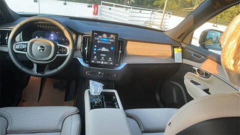 2026 Volvo XC90 B6 Ultra Dark 7P