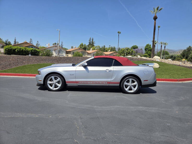 2011 Ford Mustang GT Premium