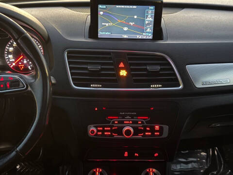 2015 Audi Q3 2.0T quattro Prestige