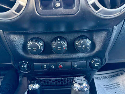 2013 Jeep Wrangler Unlimited Sahara