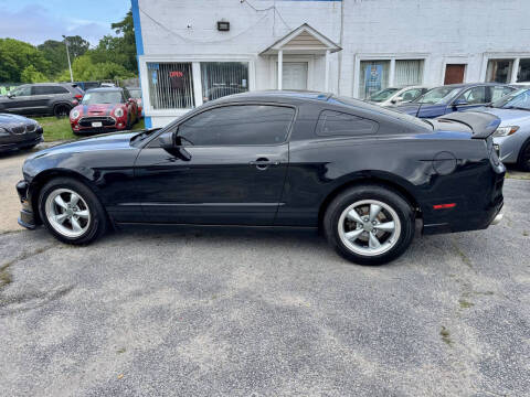 2013 Ford Mustang V6