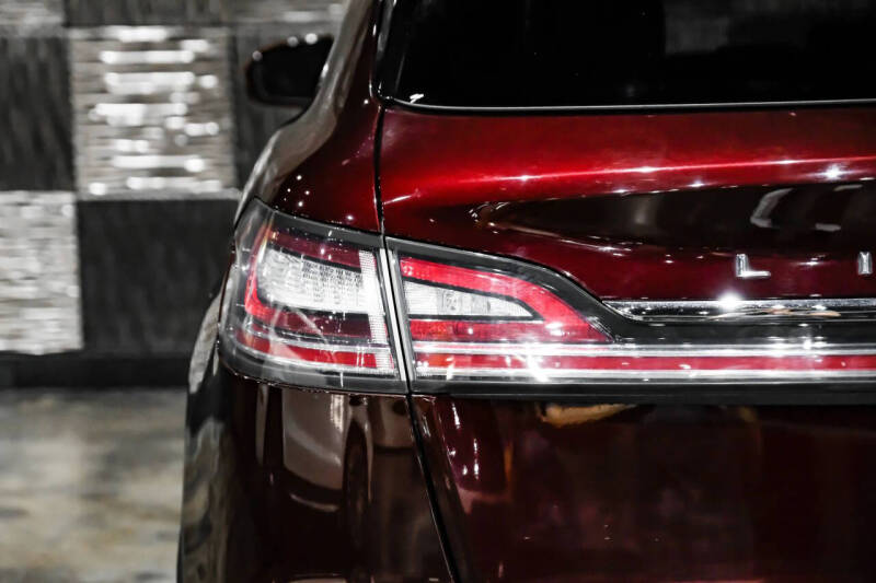 2021 Lincoln Nautilus Reserve